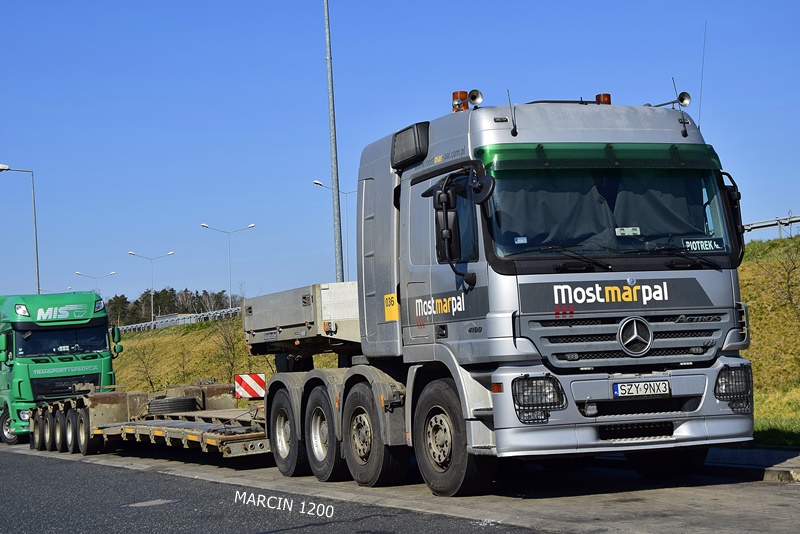 _DSC0848-crop-MOSTMARPAL-ACTROS 4160 MP2 V8.JPG