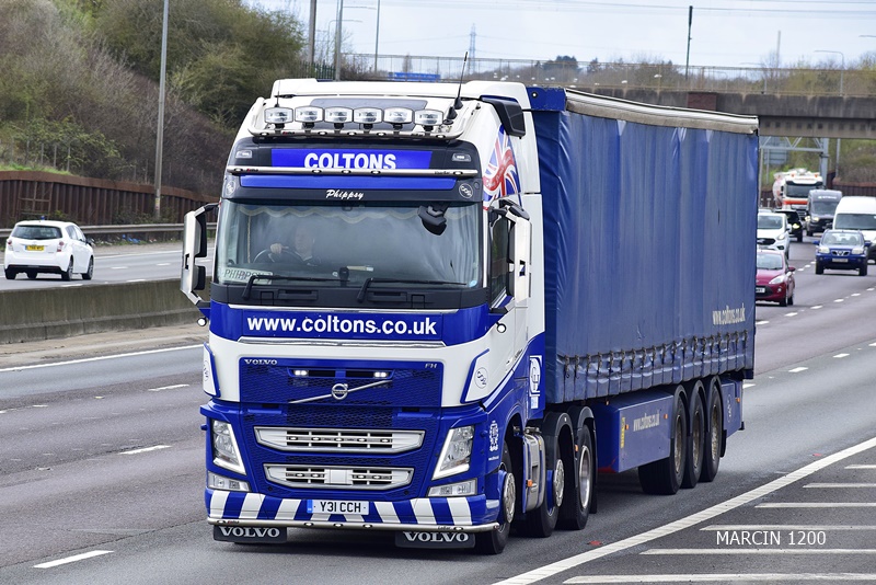 _DSC0569-crop-COLTONS-VOLVO FH4.JPG