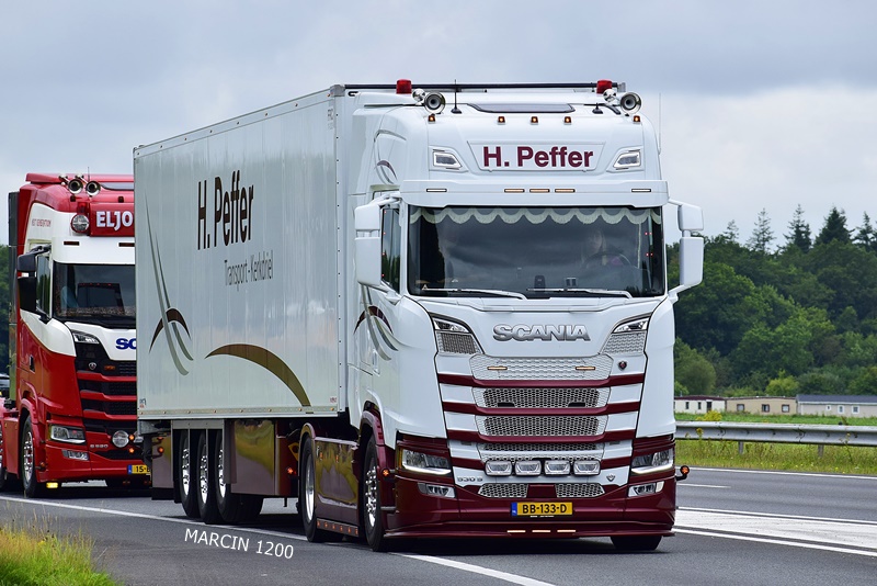 _DSC0107 H.PEFFER-crop-SCANIA S530 V8.JPG