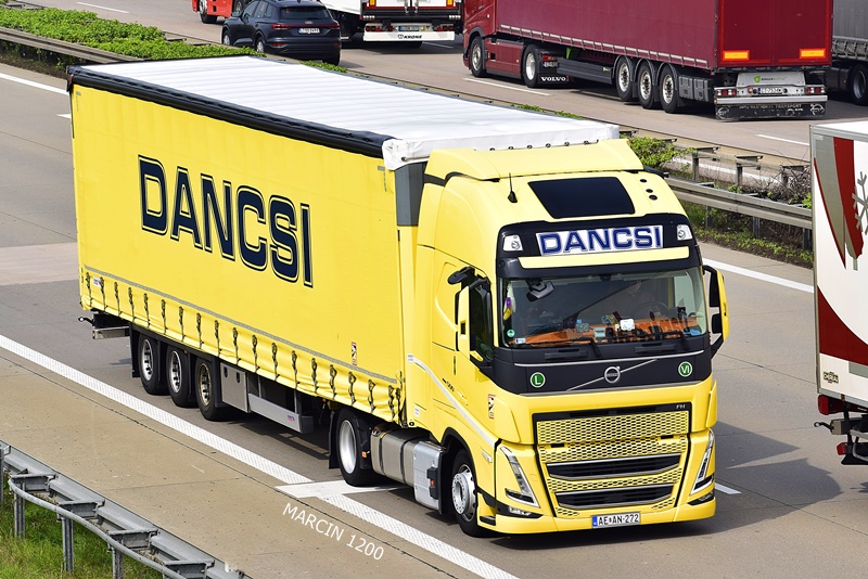 _DSC4571 DANCSI-crop-VOLVO FH5.JPG