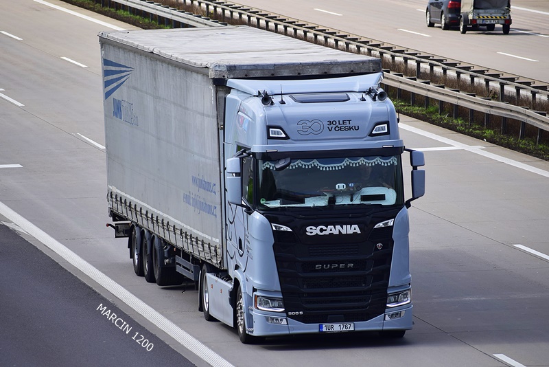 _DSC4904 JUNK TRANS-crop-SCANIA S500- Scania 30 let v Česku.JPG