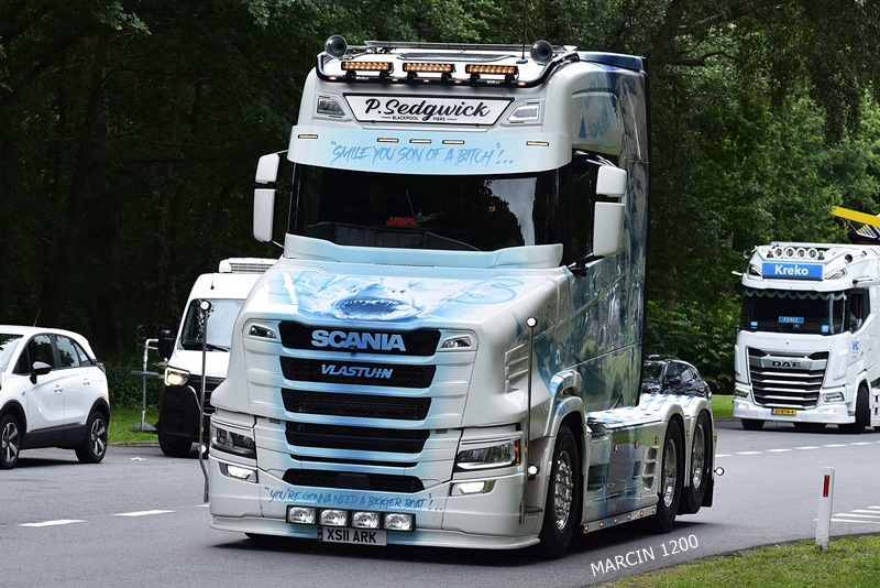 _DSC0305 P.SEDGWICK-crop-Scania 770ST VLASTUIN.JPG