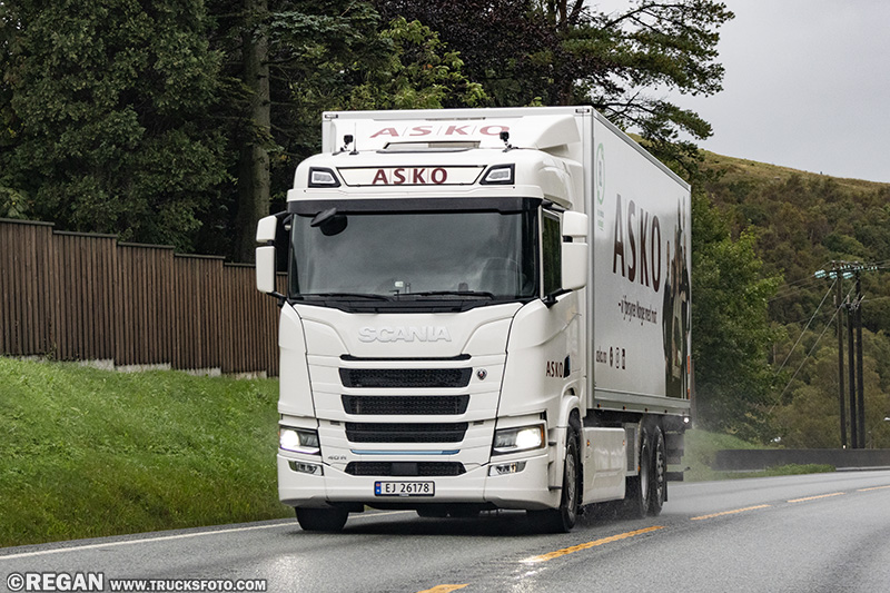 Scania 40R Electic - Asko.jpg