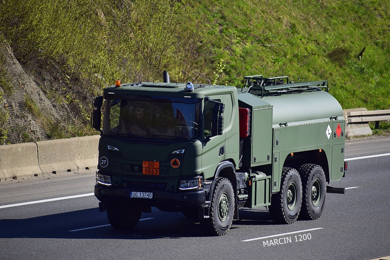 WOJSKO PL (8)-crop-SCANIA P450 NG.JPG