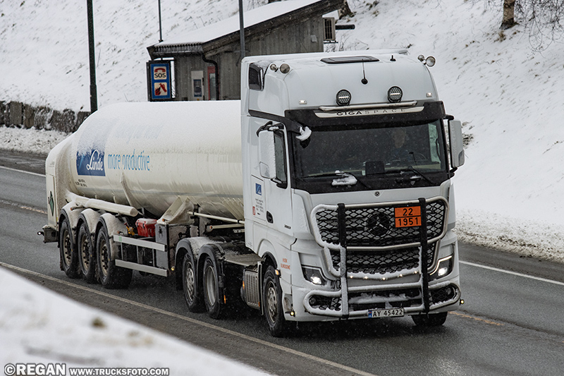 Mercedes-Benz Actros - Indseth.jpg