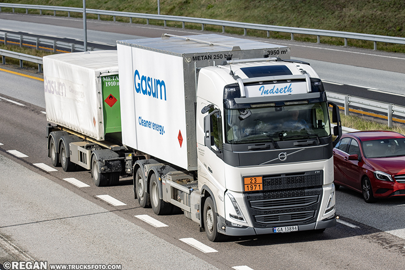 Volvo FH5 - Indseth metan.jpg