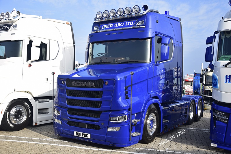 _DSC1263 PIER (UK) LTD-crop-Scania Next Gen 770ST VLASTUIN.JPG