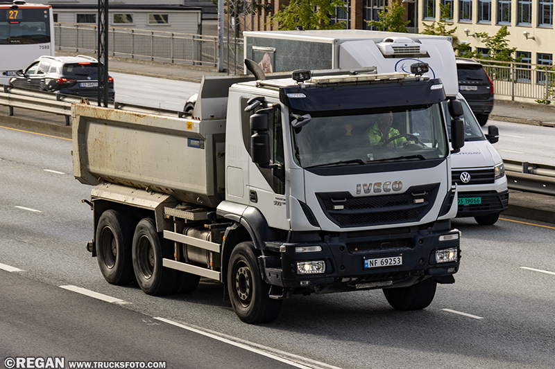 Iveco Trakker 500.jpg