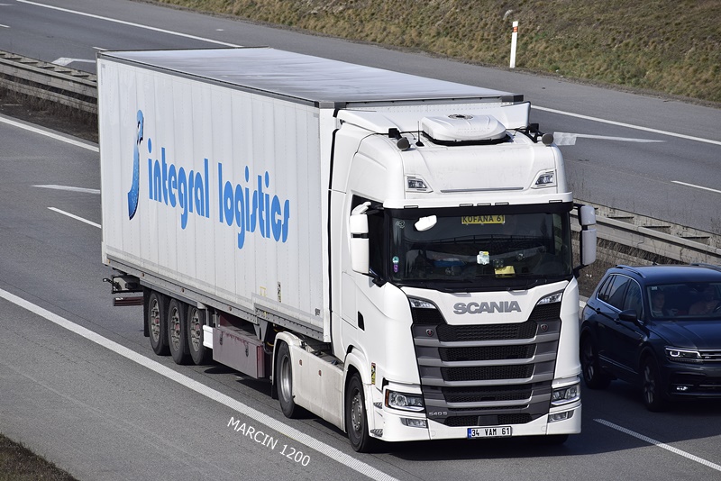 _DSC2372 INTEGRAL LOGISTICS-crop-SCANIA S540.JPG