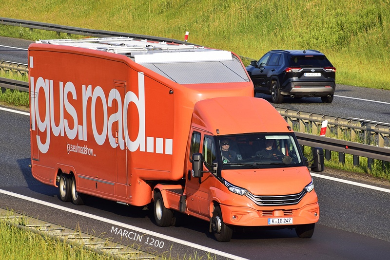 BUS IVECO IGUS-crop---.JPG