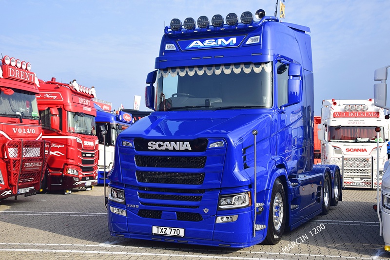 _DSC1265 A&M-crop-A&M Commercials Ltd - SCANIA 770ST V8 TORPEDO-VLASTUIN.JPG