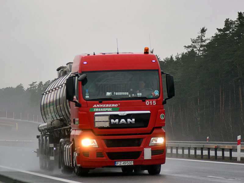 Anneberg 015 (PL) MAN TGX XLX.jpg