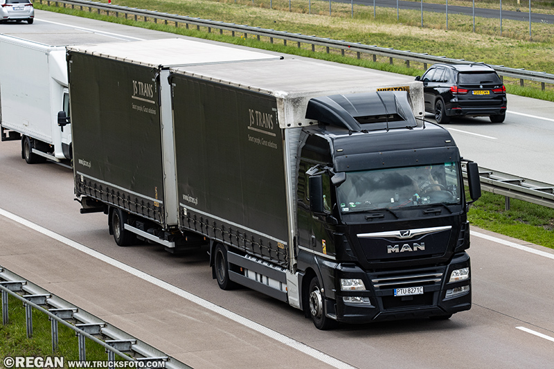 MAN TGX - JS Trans.jpg