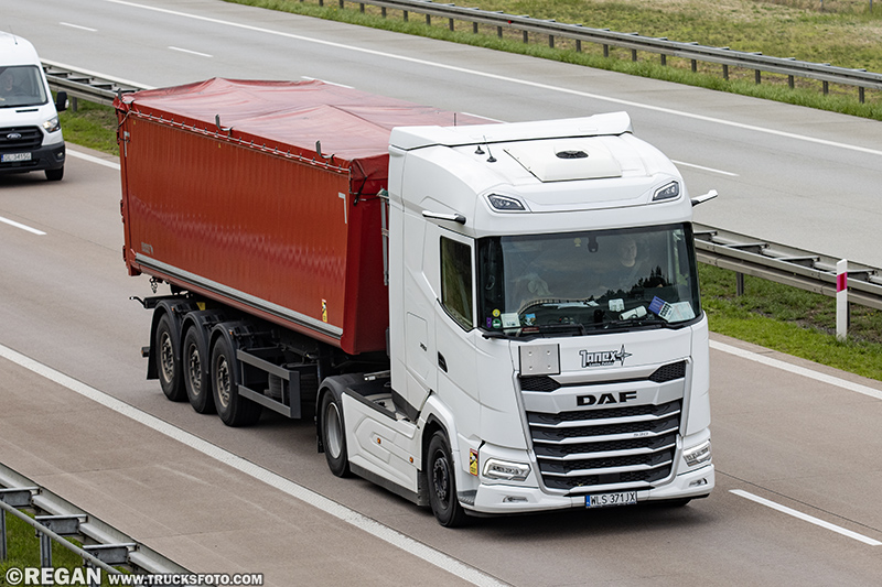 DAF XG - Janex Łosice.jpg