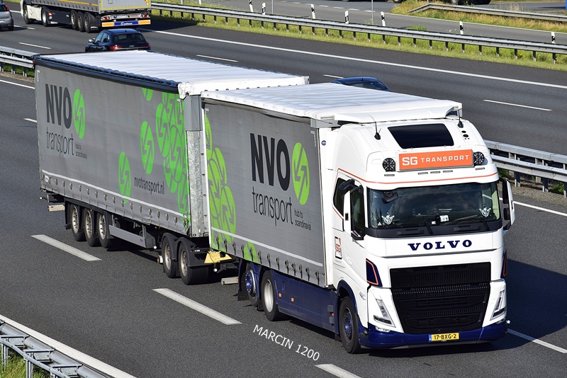 _DSC7960 SG TRANSPORT-crop-Slagter Transport-VOLVO FH5 25,25m.JPG