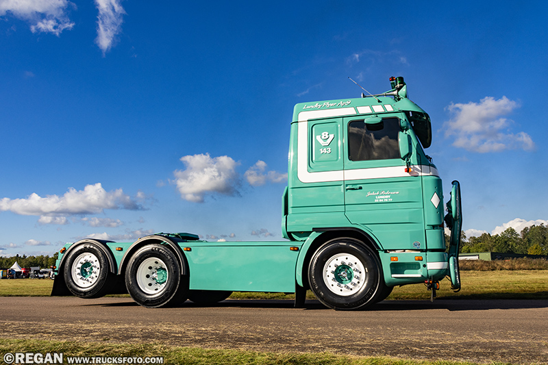 Scania 143M Jakob Pedersen.jpg