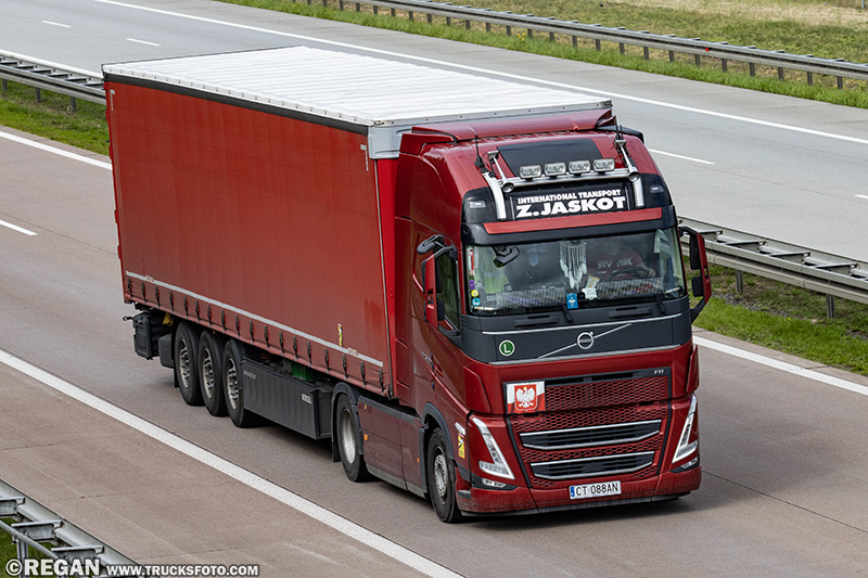 Volvo FH5 - Z.Jaskot.jpg