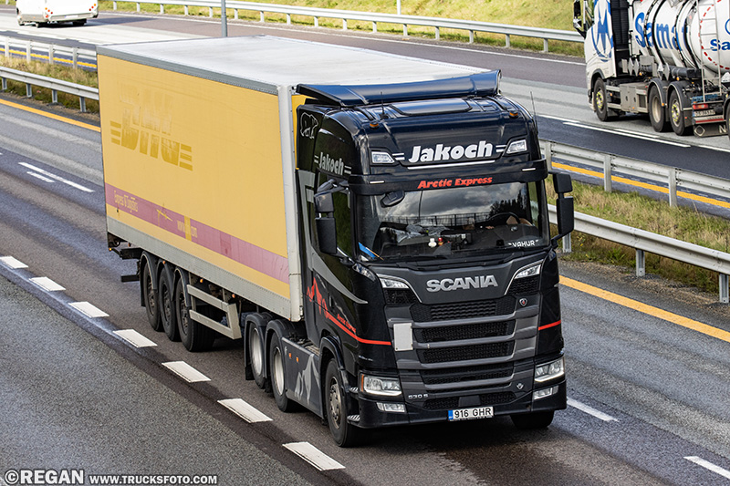 Scania 530S V8 - Jakoch.jpg