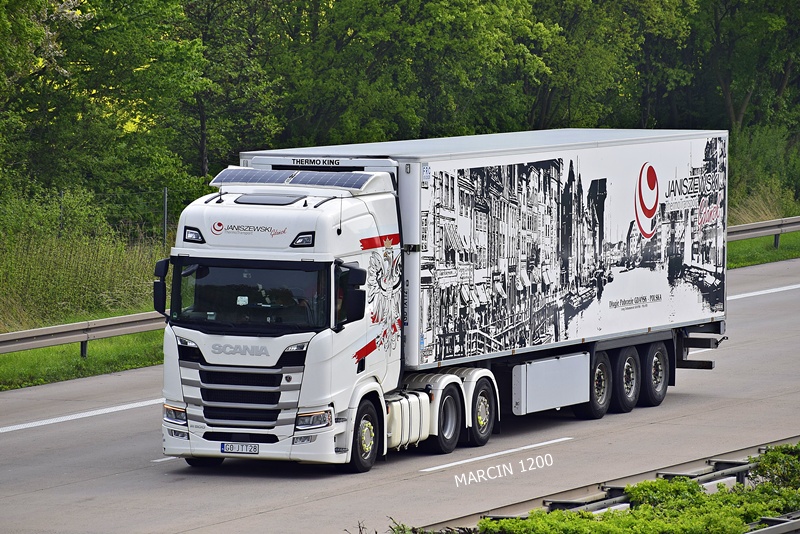 _DSC4413 JANISZEWSKI-crop-SCANIA R NG.JPG