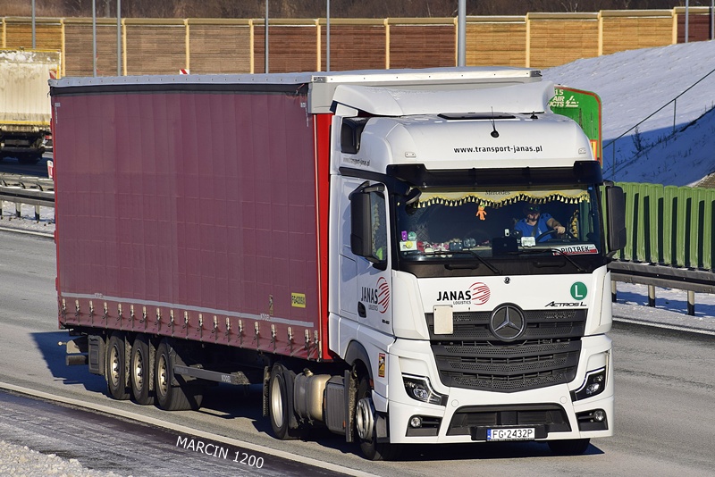 _DSC00011 (2514) JANAS-crop-ActrosL mp5.JPG