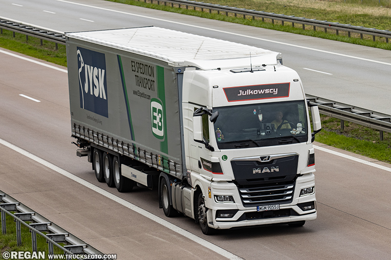 MAN TGX - Julkowscy E3 Jysk.jpg