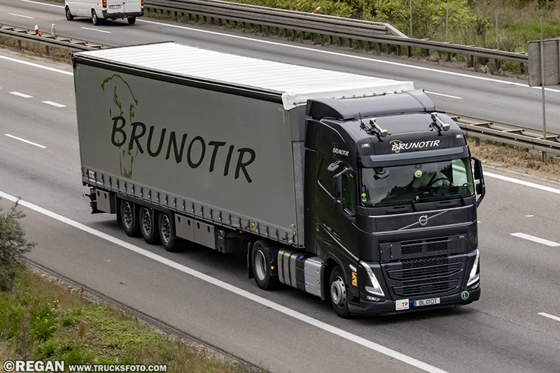 Volvo FH5 - Brunotir.jpg