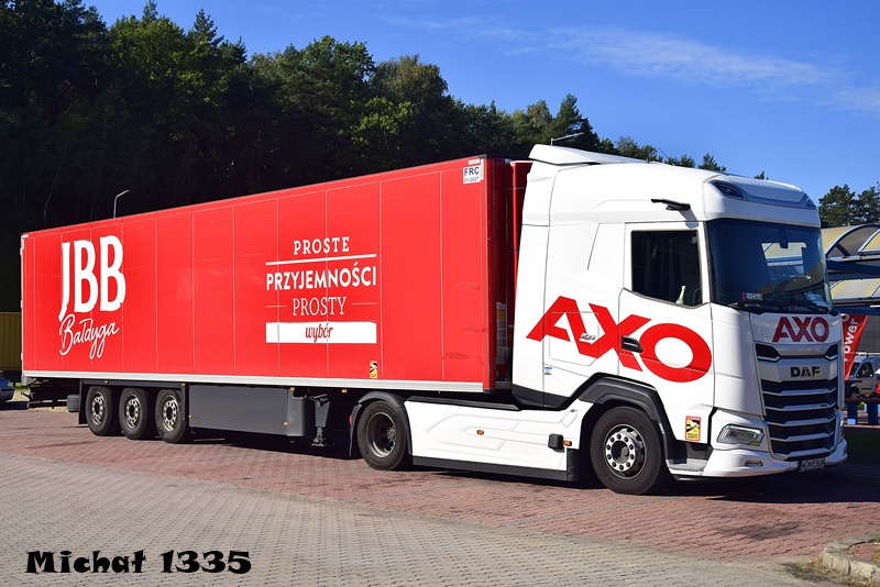 _DSC2260-crop DAF AXO.JPG