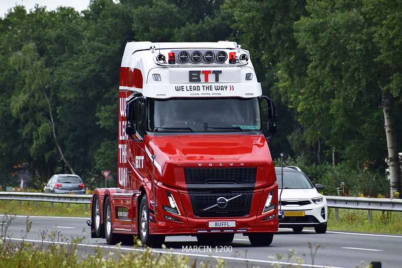 _DSC0657 BTT-crop-VOLVO VT5 AERO VLASTUIN.JPG