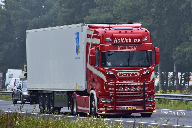 _DSC9722 HOITINK B.V.-crop-SCANIA S.JPG