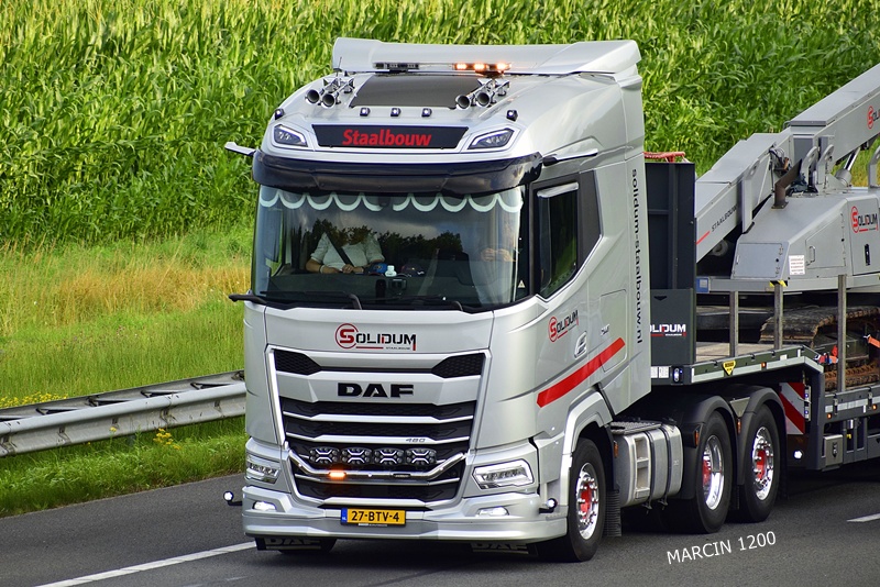 _DSC1037 STAALBOUW SOLIDUM-crop-DAF XG.JPG
