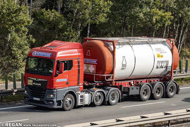 MAN TGX - Intertank.jpg