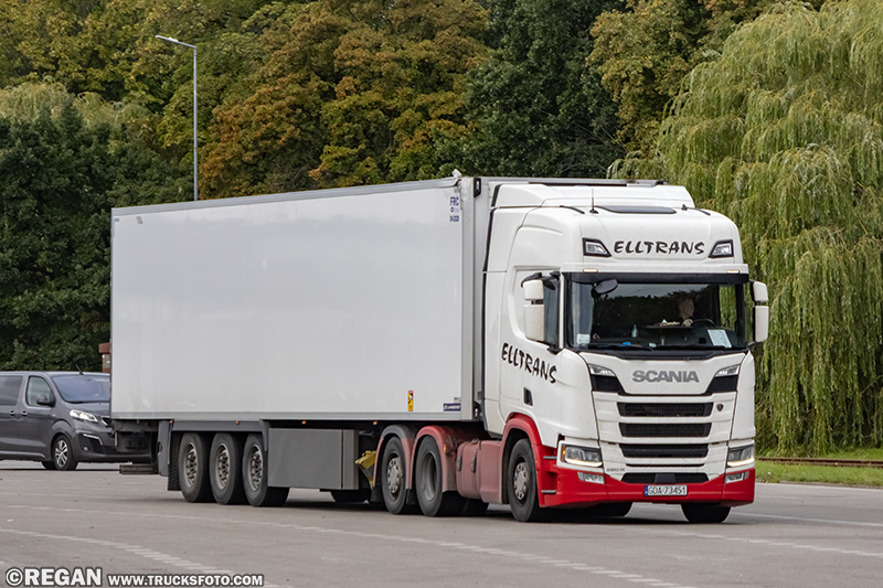Scania 560R - Elltrans.jpg