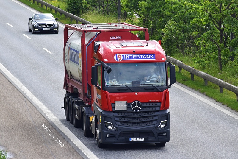 _DSC4512 LS INTERTANK-crop-ActrosL MP5.JPG