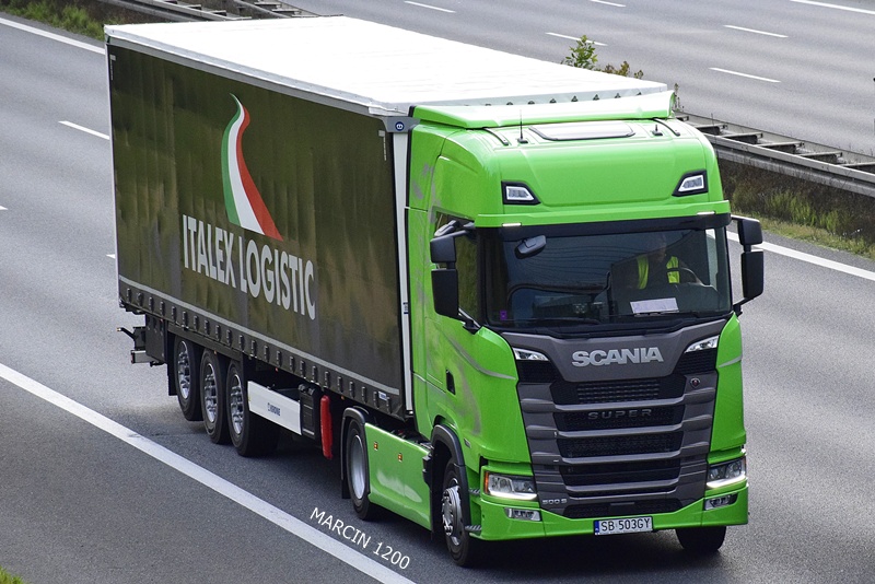 _DSC1998 ITALEX LOGISTIC-crop-SCANIA S500.JPG