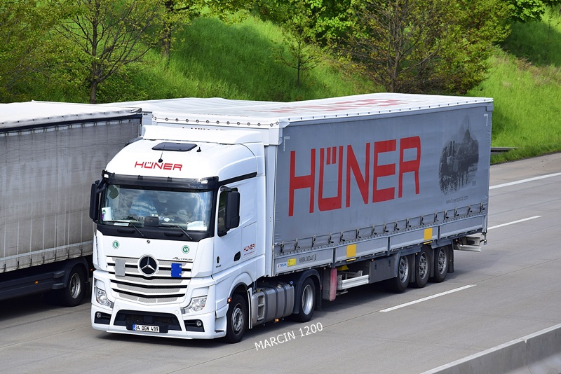 _DSC7073 HUNER-crop-ACTROS MP4.JPG