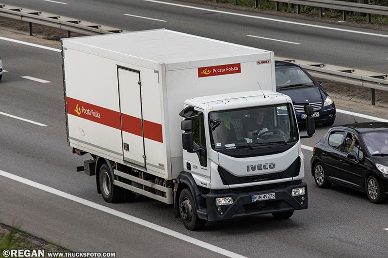Iveco Eurocargo - Poczta Polska.jpg