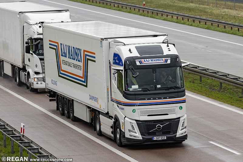 Volvo FH Aero - Kaj Madsen.jpg