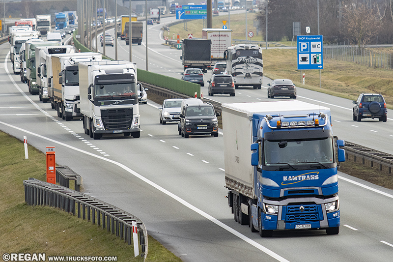 Renault Range T - Kamtrans.jpg