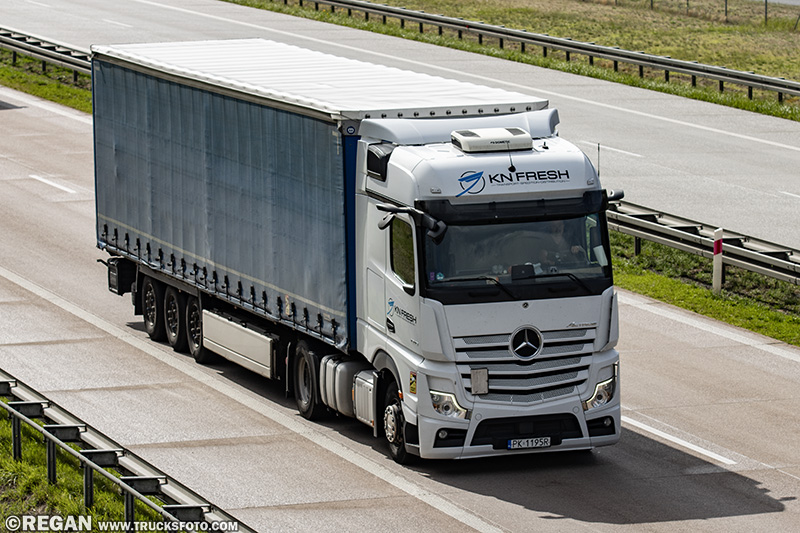 Mercedes-Benz Actros - KN Fresh.jpg