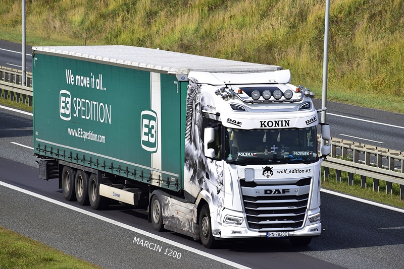 _DSC00011 (1954) Kor-Laur KONIN-crop-DAF XG.JPG