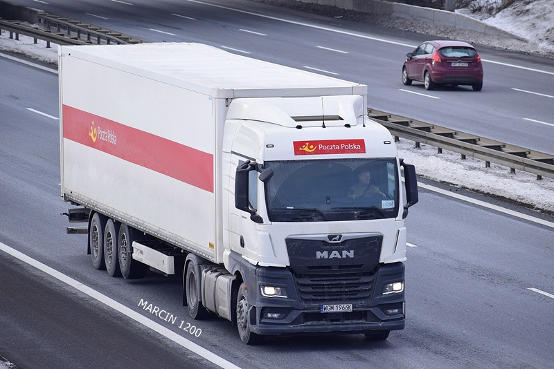 _DSC00011 (2626) POCZTA POLSKA-crop-MAN TGX II.JPG