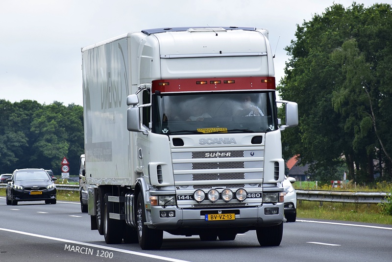 _DSC9908 Scania 144L Seria 4-crop----.JPG