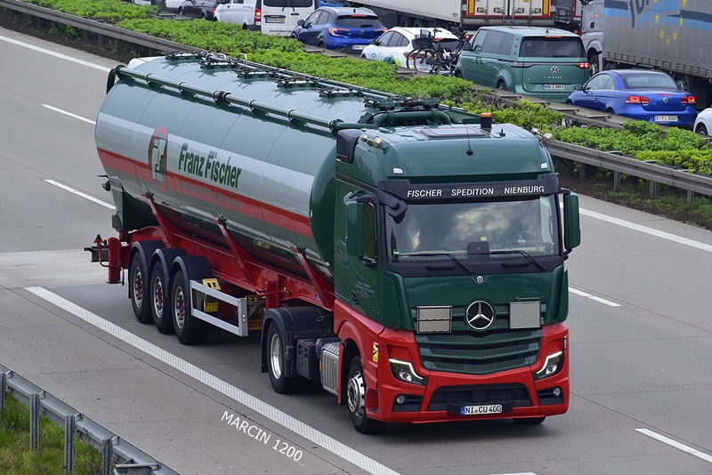 _DSC3965 FISCHER SPEDITION-crop-ActrosL MP5.JPG