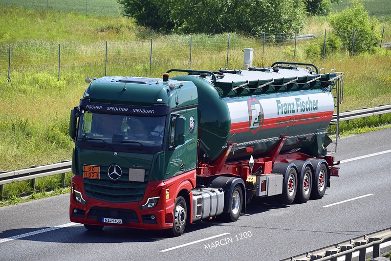 FISCHER SPEDITION-crop-ActrosL MP5.JPG