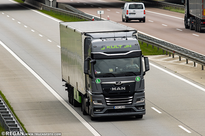 MAN TGX II - Kułton.jpg