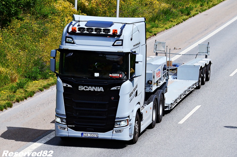 DSC_7490 KONTRANS.JPG