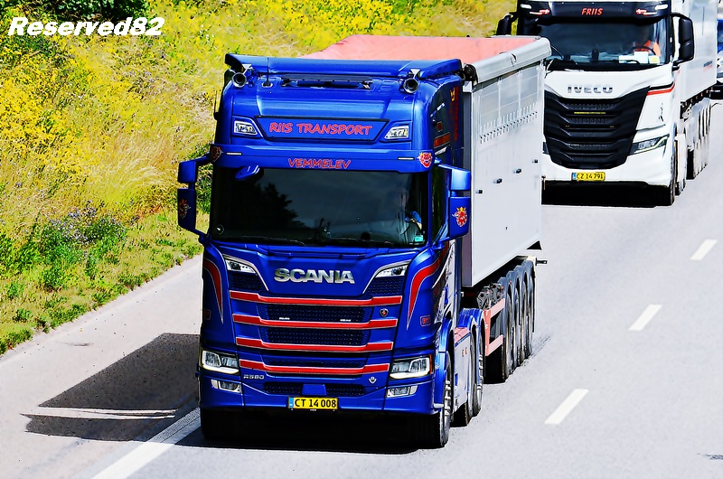 DSC_7675 RIIS TRANSPORT.JPG