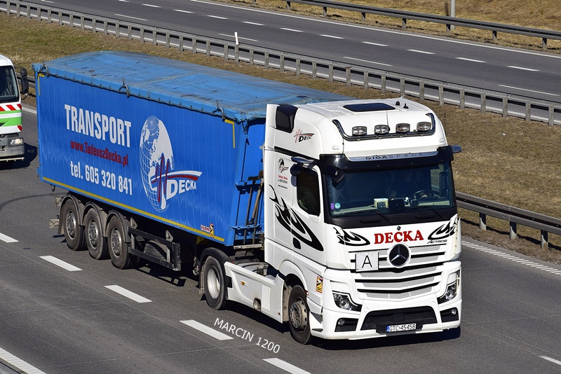 DECKA-crop-ACTROS MP5.JPG