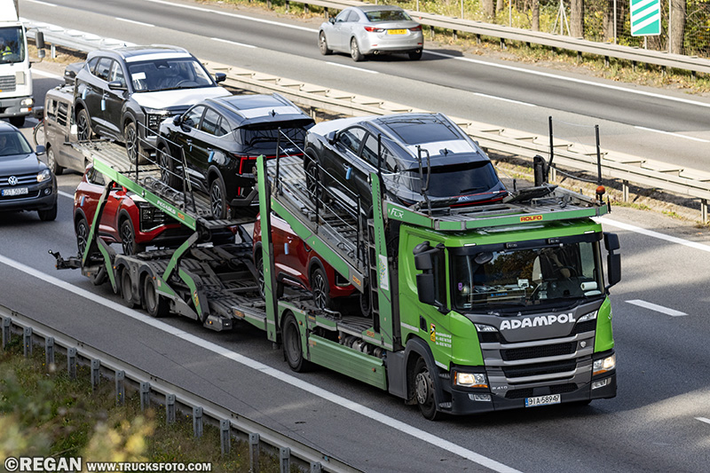 Scania P410 Adampol - Jac JS8.jpg