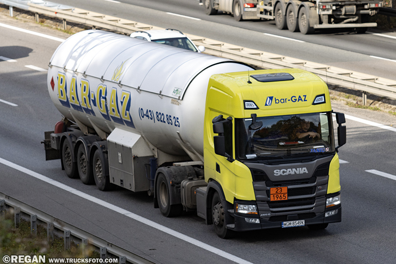 Scania 460G - Bar-Gaz.jpg